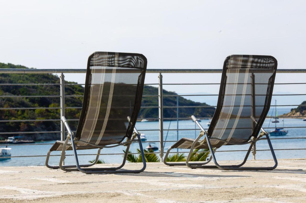 Beach Suite Nina Supetarska Draga Buitenkant foto